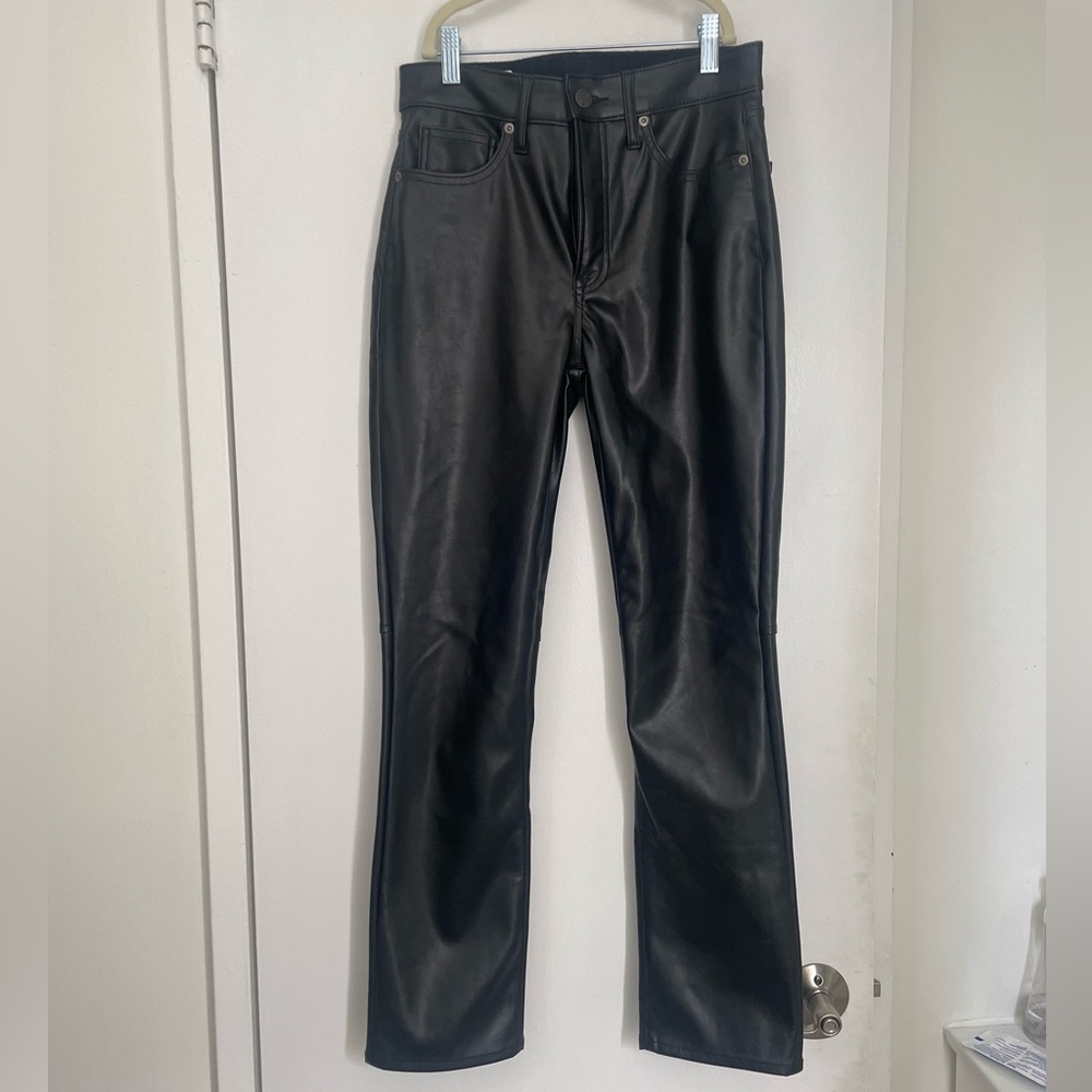 Black High Rise Slim Fit Vegan Leather Pants Gap Factory size 26 / 2 - Picture 5 of 6